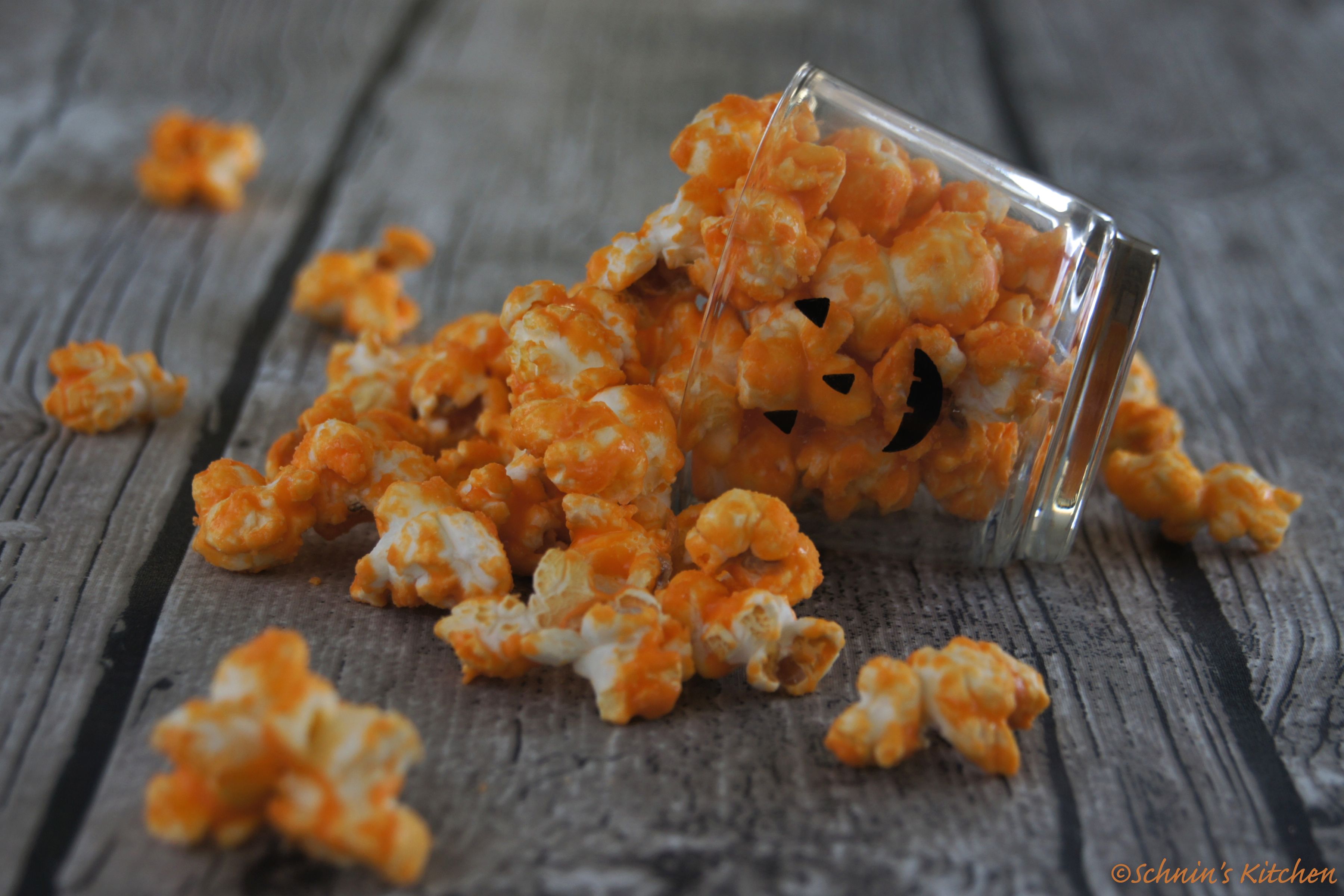 Schnin's Kitchen: Süßes oder Saures: Halloween-Popcorn & ein klitzekleines DIY